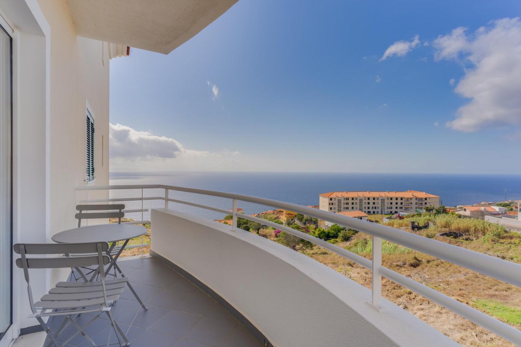 Costa Azul Lejlighed Caniço Eksteriør billede